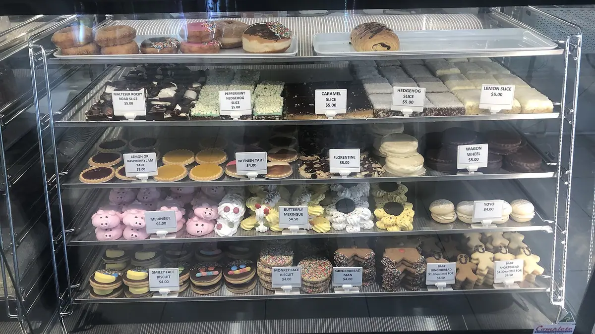 Brutons The Bakers – bakery in Canton, Cardiff